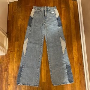 Side Eye Baggy Jean